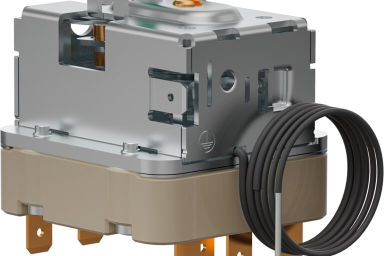 three-phase thermostat