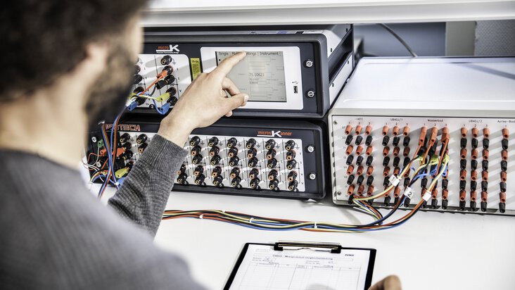 Temperature calibration in the JUMO laboratory 