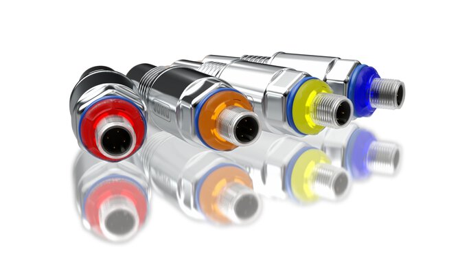 The JUMO ZELOS C01 (408401) capacitive level sensor has an LED that lights up in as many as 5 colors to indicate the event assigned to a particular color.