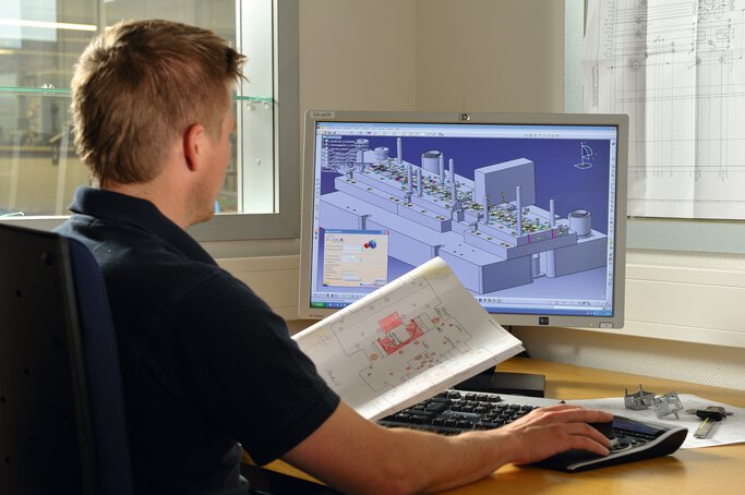 Employee during CAD creation