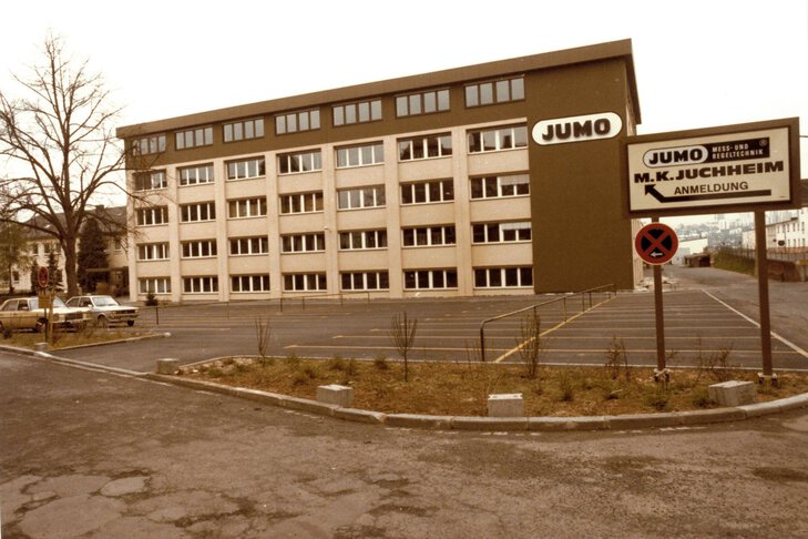 Nieuw bijgebouw van JUMO Fulda 1985