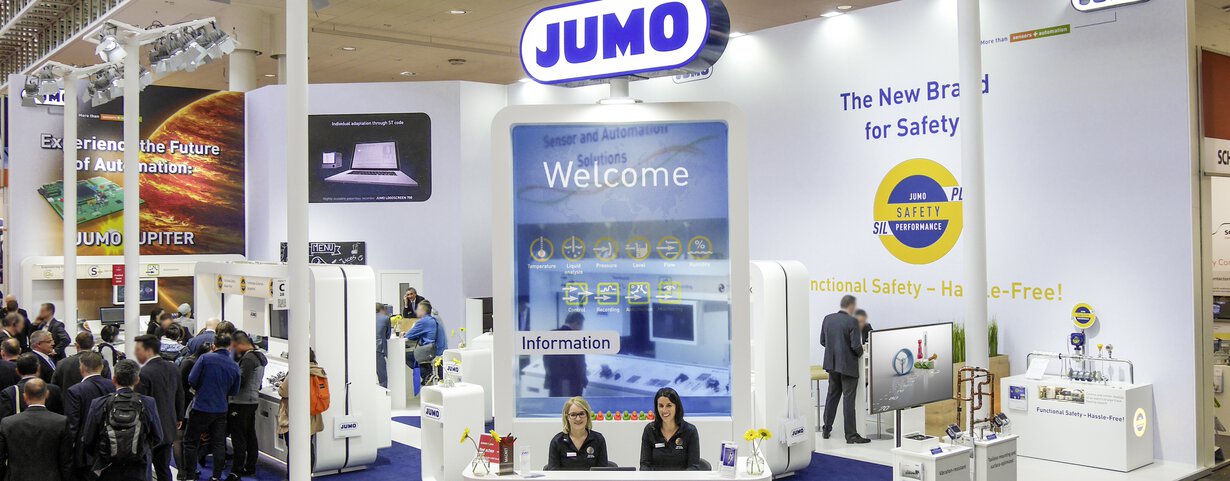 Trade fair booth of JUMO