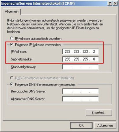 The administrator assigns a fixed IP address to the device. Advantage: The IP can be “piped.”