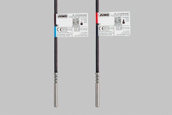 Plug-in temperature probe for heat meters