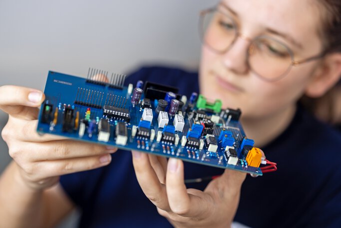 Kontrolle einer elektronischen Baugruppe 