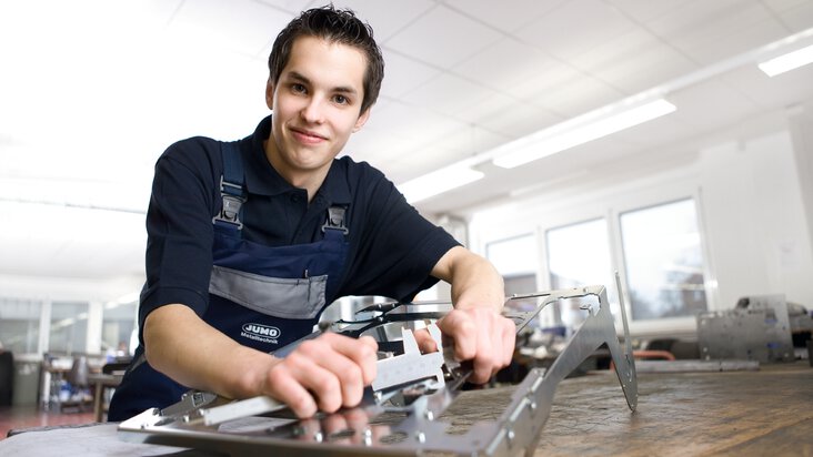 Toolmaker (m/f/d) - Stamping technology